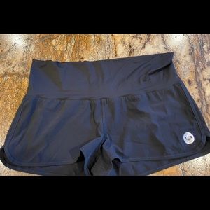 Roxy swim shorts! Size XL🤩🤩